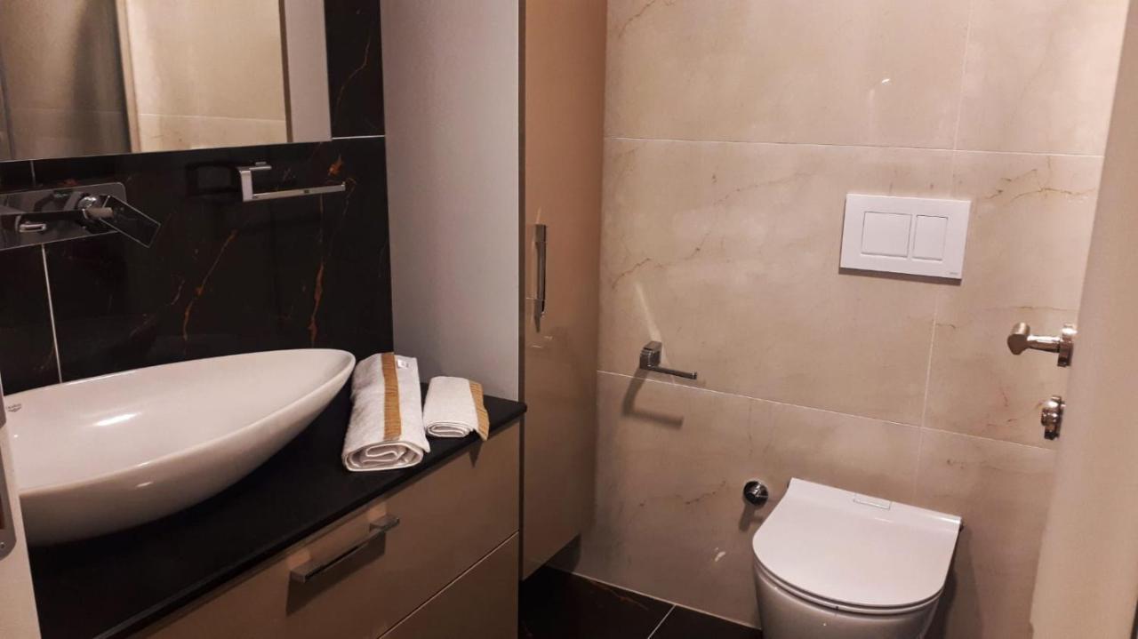 Ege Birlik Aparthotel Kusadası Kültér fotó